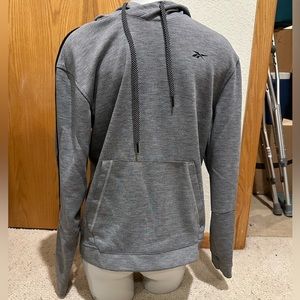 Reebok hoodie size Men’s Small